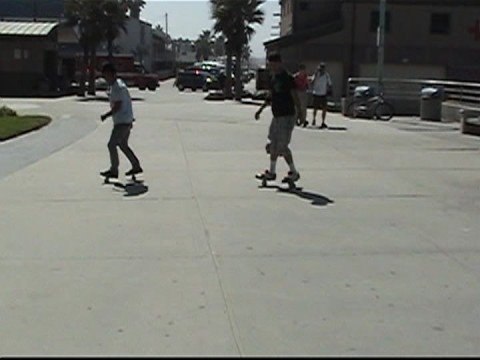 Freeline Skates: Mattie Tyce feat. Duc (tricks)