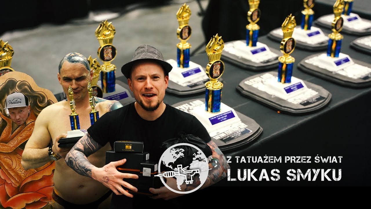 Cleveland Villain Arts Convent - Lukas Smyku z tatuażem przez Świat