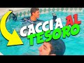 CACCIA AL TESORO NELLA PISCINA DI UN CASTELLO !! UN' AVVENTURA CLASH !!