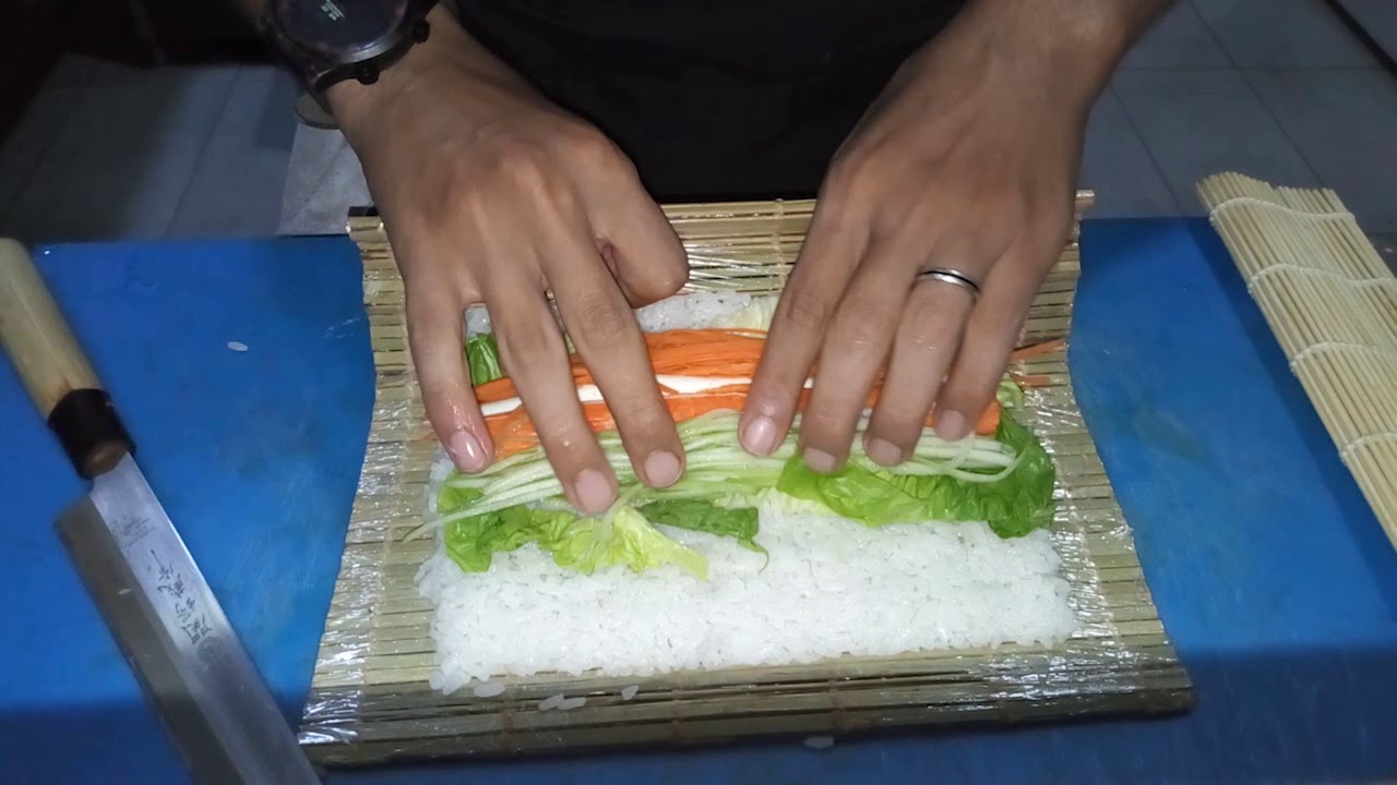 حبيب الازدهار شهادة  طريقة تحضير السوشي 🍣 بدون نوري (باحترافية) (How to prepare sushi without  nouri (professional - YouTube