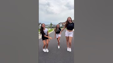 Linda & Heather Best Friends | Triple Charm #shorts