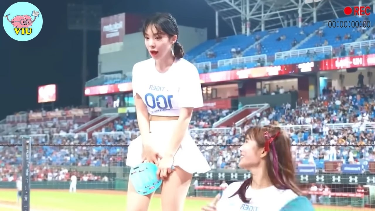 SECURITY CAMERA Captures Something No One Should Ever See 😱 | 180 Unusual Moments Caught on CCTV