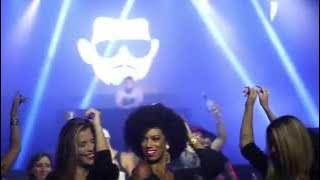 Dennis - Lindona - Feat. Mc Guime, Mc Bola e Nego Blue [Clipe Oficial]