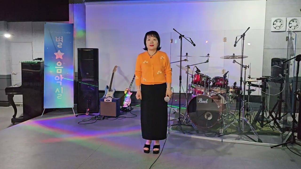 송인, 원곡 장윤정, 커버  강지나 