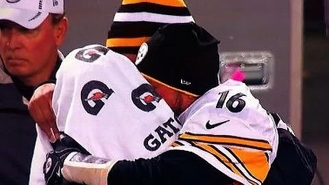 Charlie Batch Crying in Roethlisberger's Arms