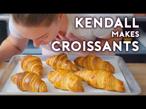 Video: Croissants Za Kujifanya