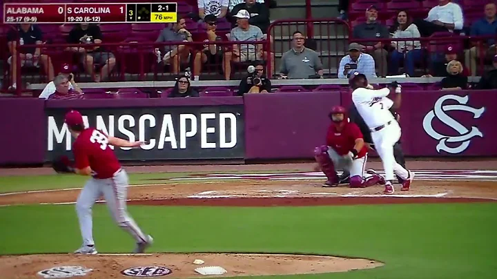 South Carolina baseball's Michael Braswell hits ho...