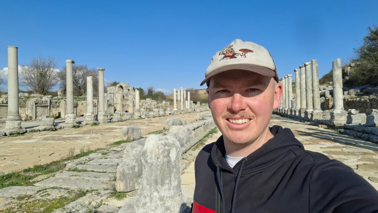 Возвращение в Турцию и осмотр древних руин.