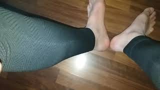 580D Footless Tights Display Under Flashlight