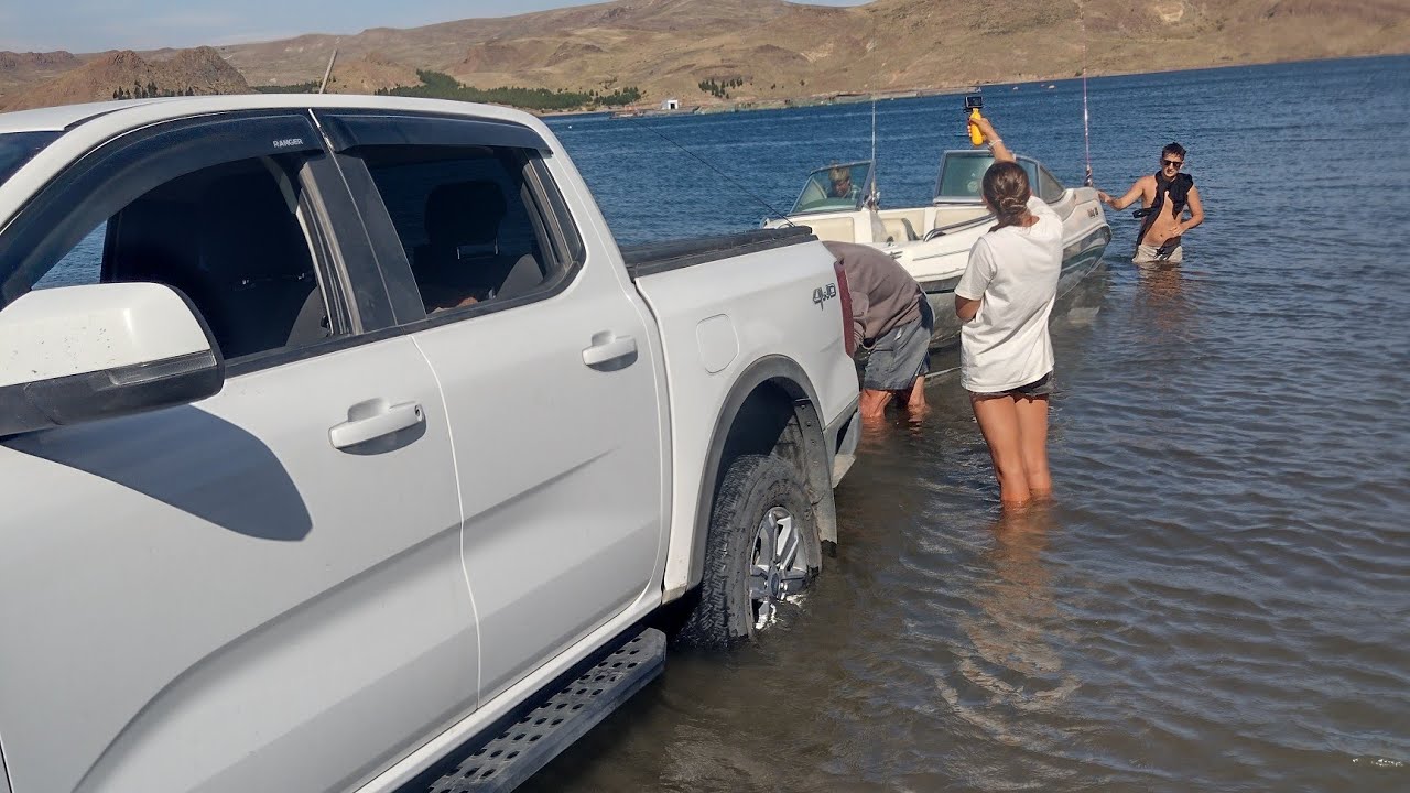 Pesca embarcado en Alicura. muchísimas capturas.