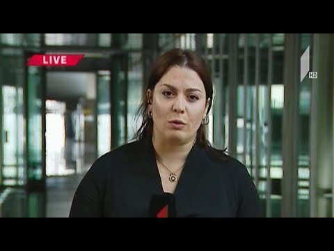 პარლამენტში პლენარული სხდომა იმართება