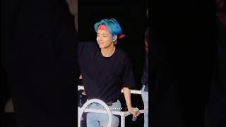 taehyung🔥#subscribe #blackswanconcert #blackswan#btsv#btsedits #shorts#sriyalenka