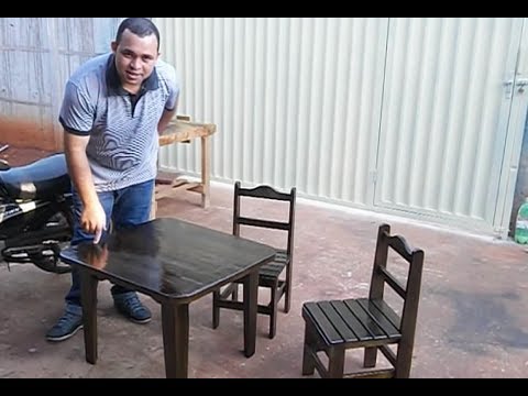 Vídeo: Quando Transferir Uma Criança Para Uma Mesa Comum