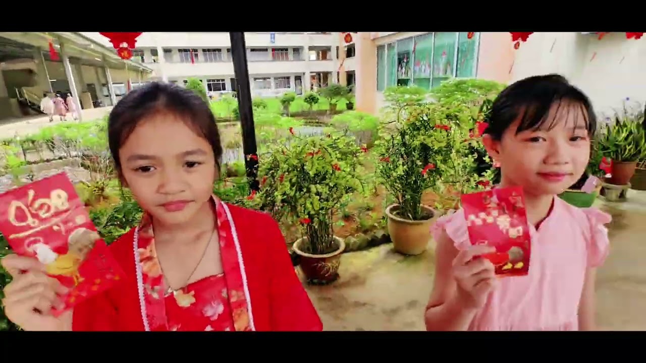 SJK CHUNG HUA SUNGAI TENGAH 葫芦顶中华公学- 2026年校园贺岁片《来嘛过新年》