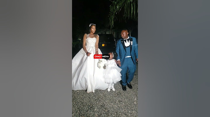 TAZAMA RINGO AKIWA NA MKE WAKE PAMOJA NA MTOTO WAKE WAKIINGIA UKUMBINI KWENYE SHEREHE YAO