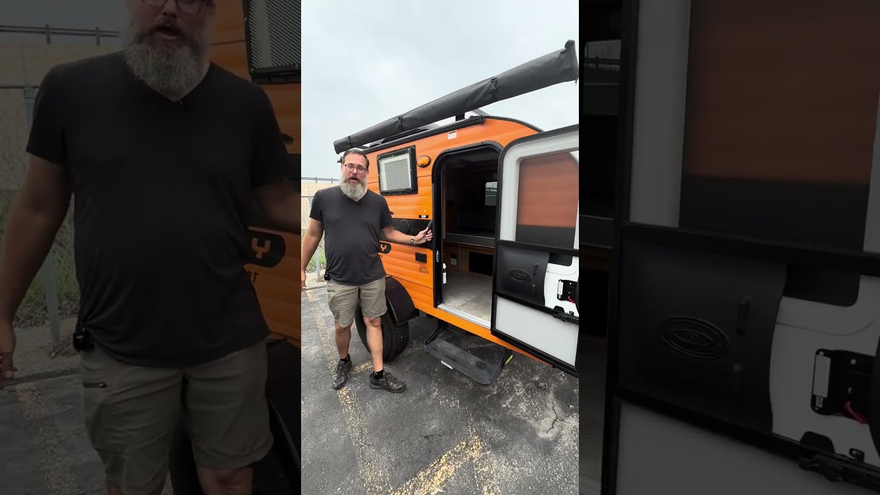 Tour the Sunray 109 Travel Trailer | #rv #rvtour #campingtrailer #campertour