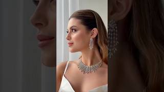 Bride. Bride Hairstyles. Hairstyles. Wavy. Hollywood Wavy.