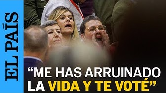 Thumbnail for Afectada por el caso de los cribados increpa a Juanma Moreno | EL PAÍS