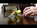 仲良く食べてほしいおやつの時間にドタバタなインコ