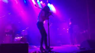 Warpaint - Hi (live) - Detroit, Oct 1, 2016