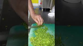 coriander cutting ✂️.........#viral #trending #youtubeshorts #explore #fyp #kitchen