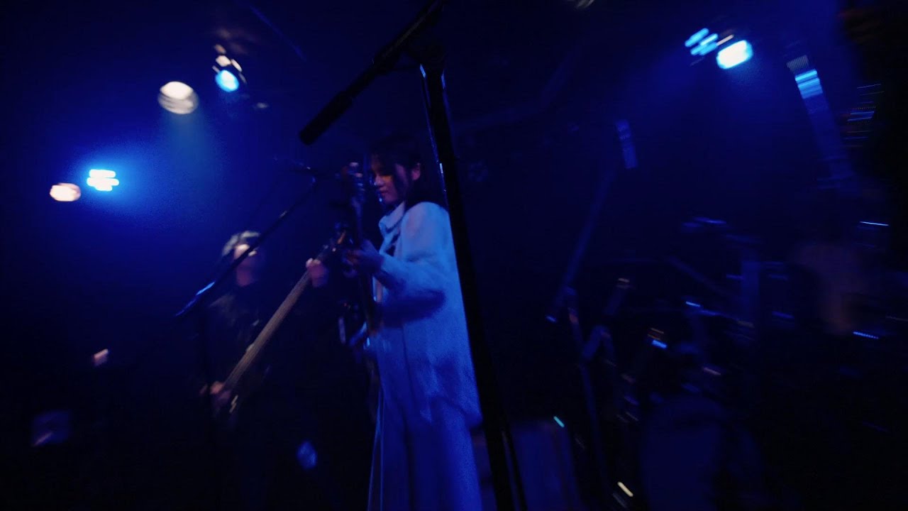 Beachside talks / Big Sky [Live]