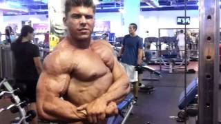 Minikox Motivation Chest Workout 03.10.2011