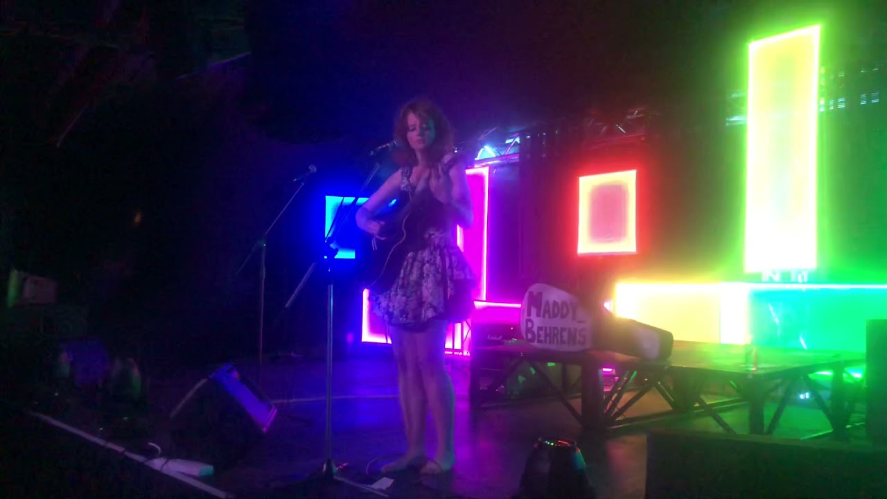 Maddy Behrens Live at Sognage