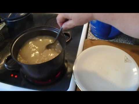 Video: Jak Připravit Chlebovou Polévku
