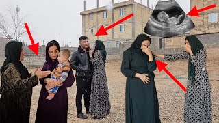 Asma's talk about being pregnant shocked Masoumeh and her grandmother.