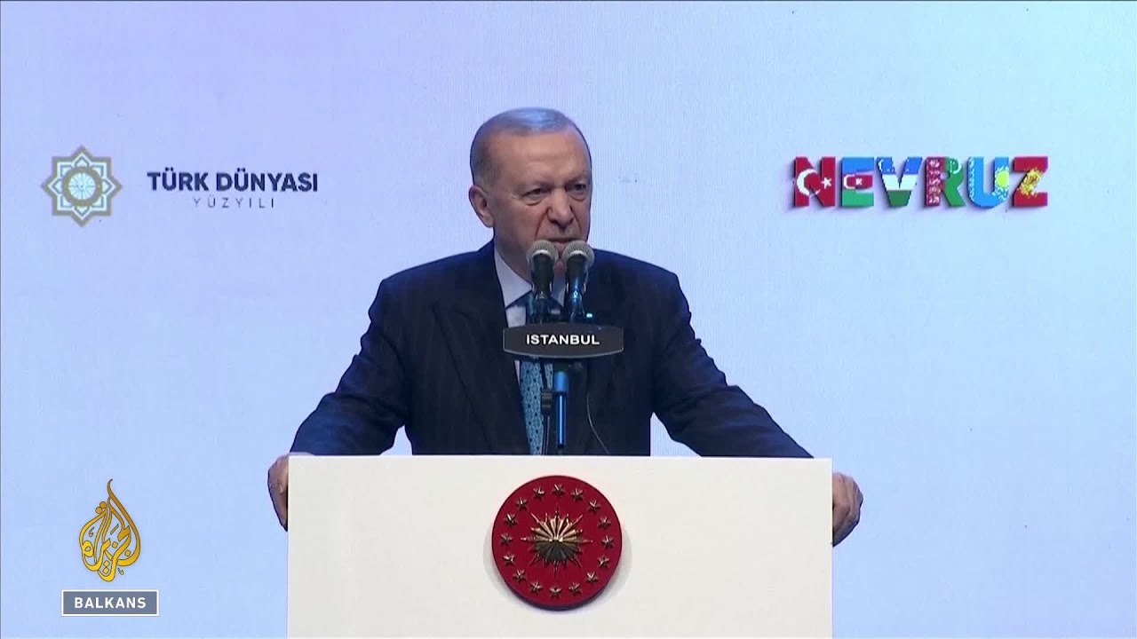 تتواصل الاحتجاجات على خلفية اعتقال إمام أوغلو، ويلقي أردوغان خطاباً أمامهم.