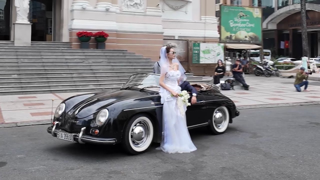 Dạo chơi Saigon xem chụp hình cưới; xem Không gian Tết Diamond Plaza; diện mạo mới của Hồ con rùa