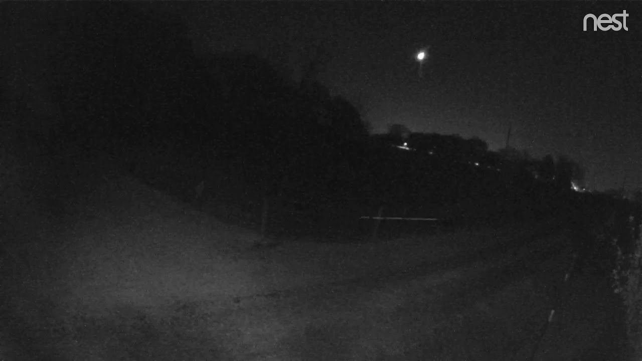 Meteor caught on camera - YouTube