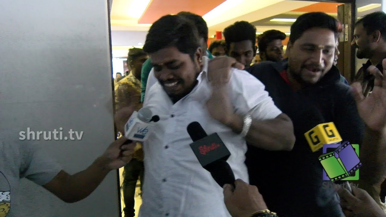 Nimir Review with Public | Udhayanidhi Stalin, Namitha Pramod, Parvatii Nair