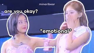 what twice did silently when tzuyu was crying Resimi