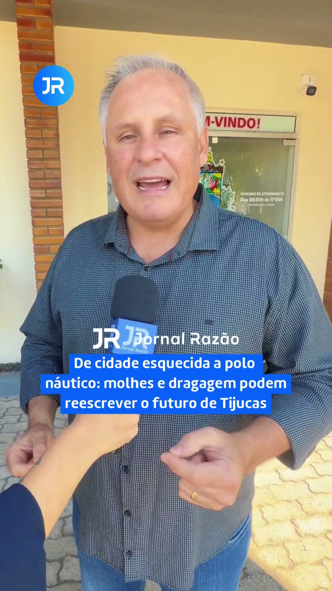 Capa do vídeo do YouTube