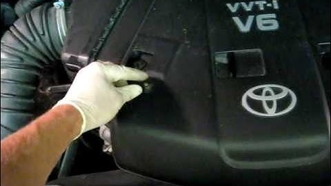 How to change spark plugs - Toyota 4Runner 2006