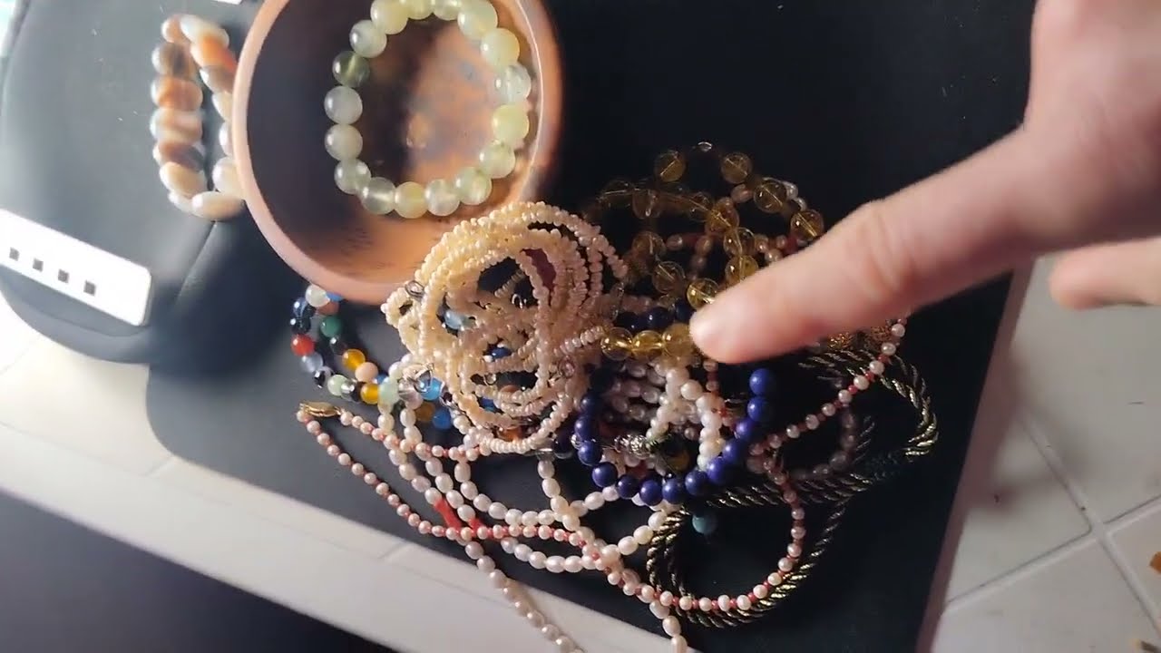 مجوهرات الاحجار الكريمة بالجملة في المغرب لهدايا العيد 