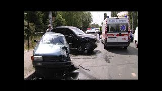 Лобовое ДТП при участии Audi и Ssang Yong Лобовое ДТП при участии Audi и Ssang Yong