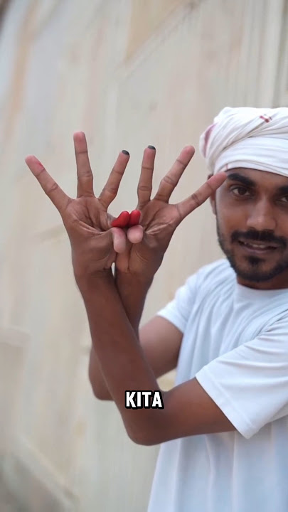 MEMBUAT BENTUK ULAR DENGAN TANGAN