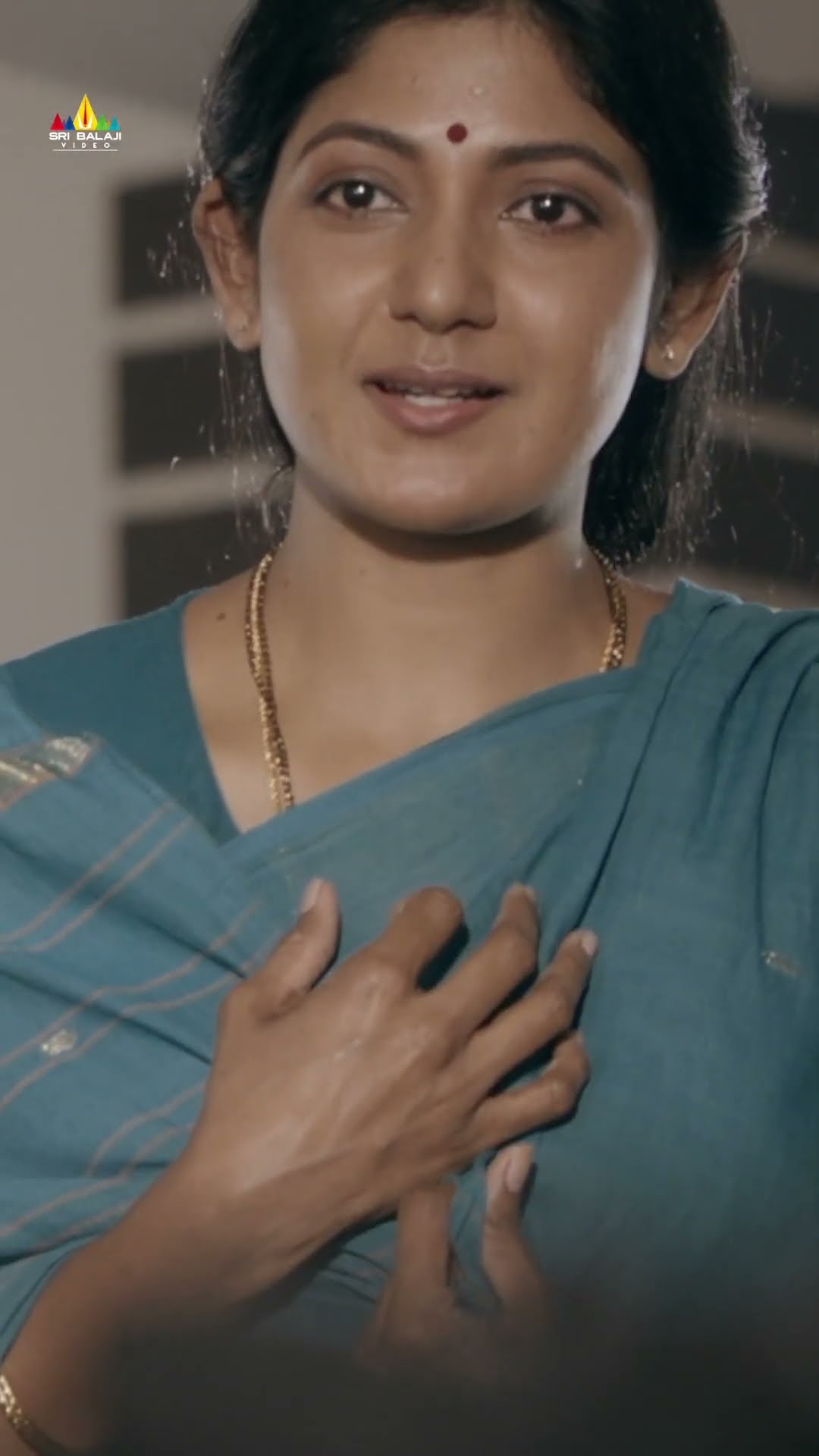Lakshmi Parvathi Invites NTR to Inaugurate Kala Kendram | #Lakshmi'sNTR | #ytshorts | #youtubeshorts