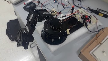 Robotic arm - touck screen - arduino - control