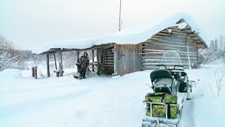 УТРО В ЗИМОВЬЕ / СЕГОДНЯ ПЕРЕЕЗЖАЕМ В ДРУГУЮ ИЗБУ/ БЫТ В ТАЙГЕ ЗИМОЙ / НА РЫБАЛКУ В ГЛУХОЗИМЬЕ.