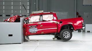 2017 toyota tacoma double cab 40 mph driver-side small overlap iihs
crash test overall evaluation: good full rating at
http://go.iihs.org/2017tacomacrewcab s...