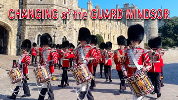WINDSOR CASTLE GUARD 1st Bn, Grenadier Guards Corps of Drums with 1st Battalion Grenadier Guards NEW