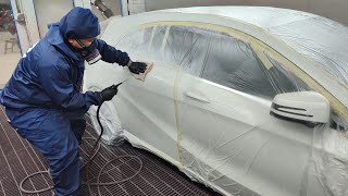 Training Shijun How to Spray Paint a Car