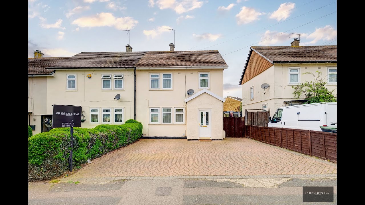 Colebrook Lane, Loughton, Essex, IG102HN YouTube