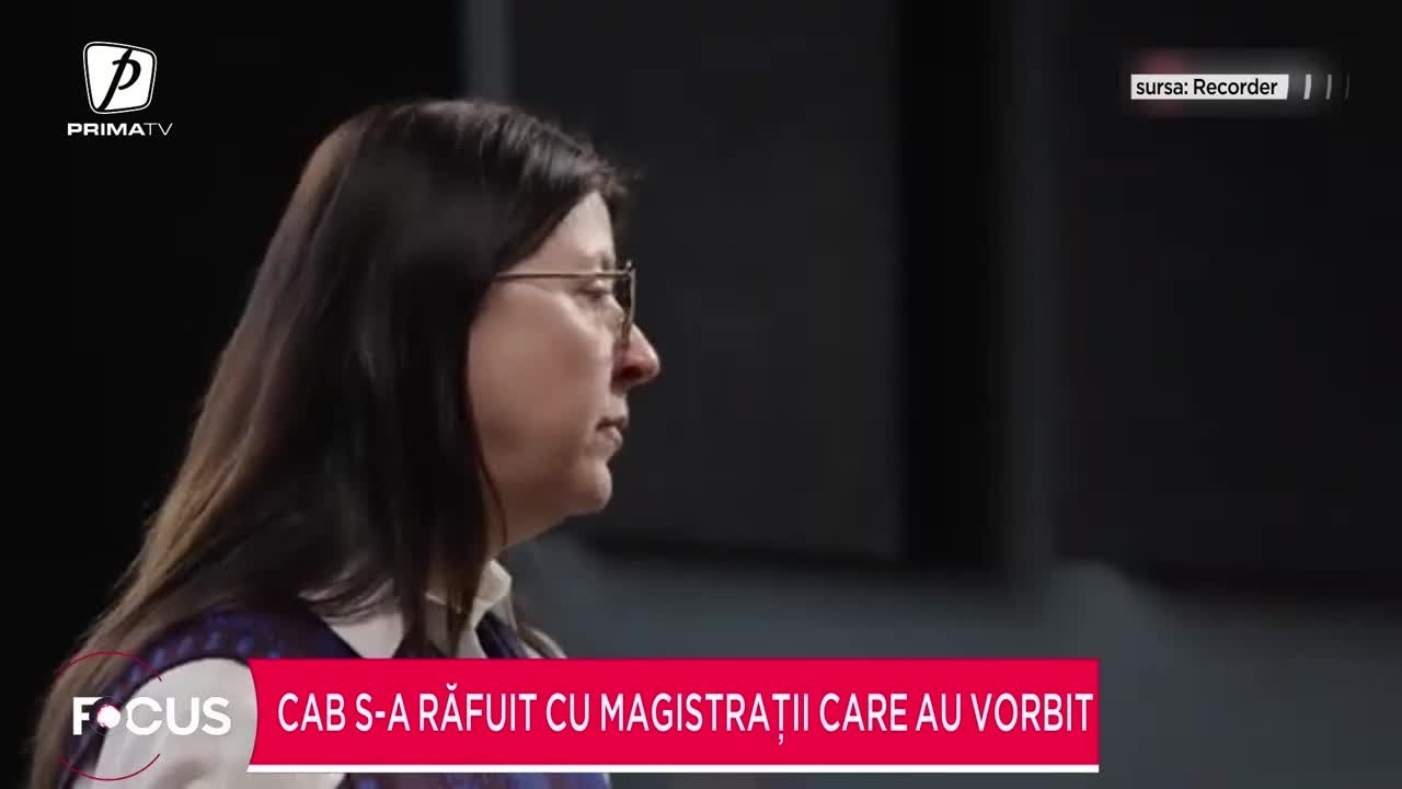 Scandal în justiție. Lia Savonea a sunat în timpul conferinței