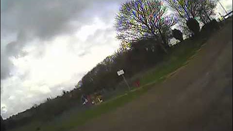 MJX BUGS 3 FLYING FPV EACHINE VR-D2 GOGGLES