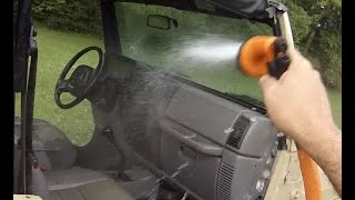 How to wash a Jeep Wrangler inside and out screenshot 2